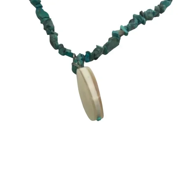 Turquoise Chip Necklace Mother Of Pearl Shell Pendant Boho Southwestern - Picture 9 of 12